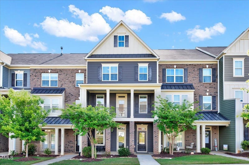 321 Old Ride Dr, Holly Springs, NC 27540