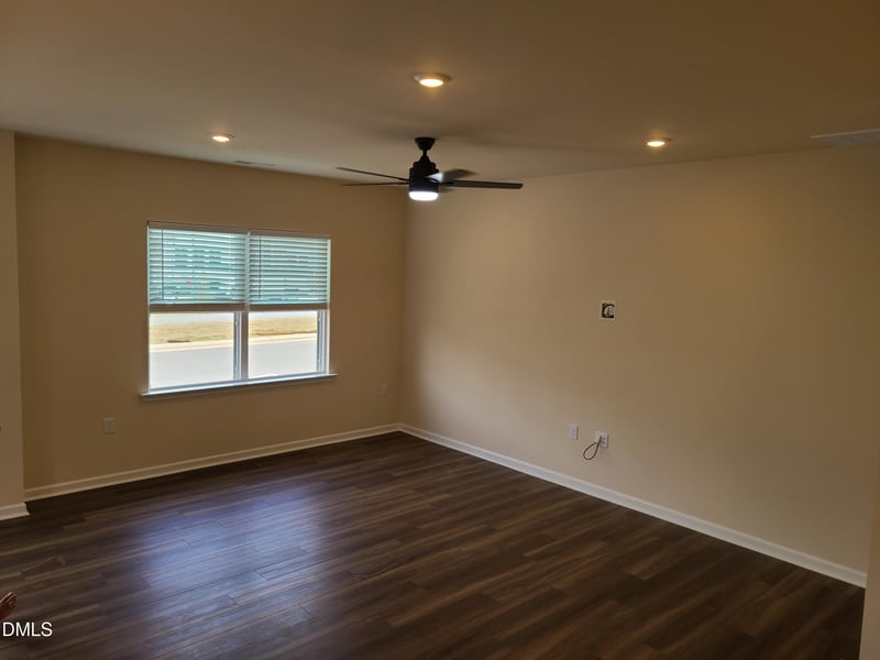 321 Parker Station Ave, Fuquay Varina, NC 27526
