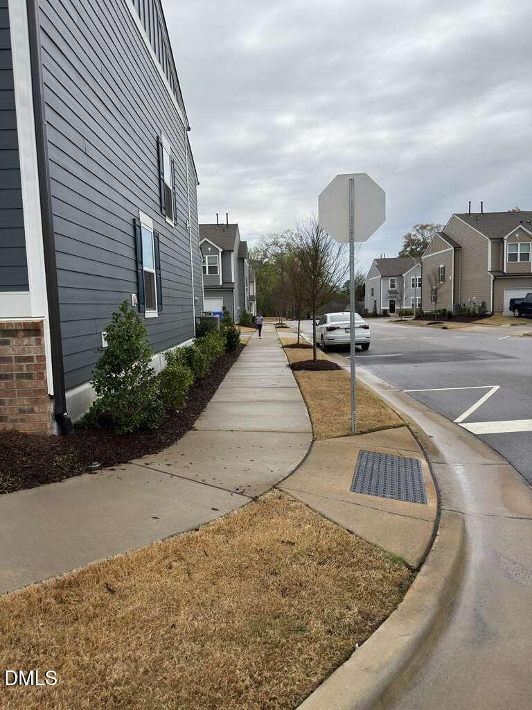 321 Parker Station Ave, Fuquay Varina, NC 27526