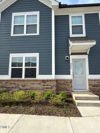 321 Parker Station Ave, Fuquay Varina, NC 27526