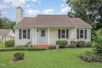 321 Raleigh St, Holly Springs, NC 27540