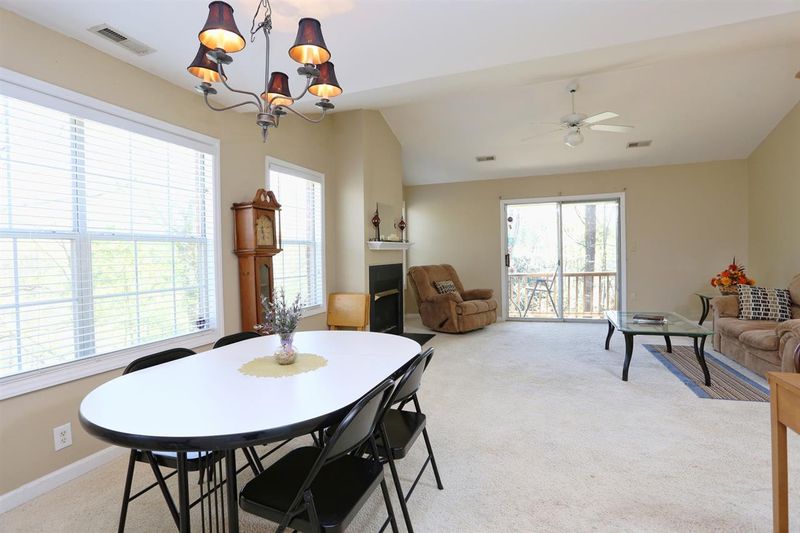 321 Renshaw Ct #321, Cary, NC 27518