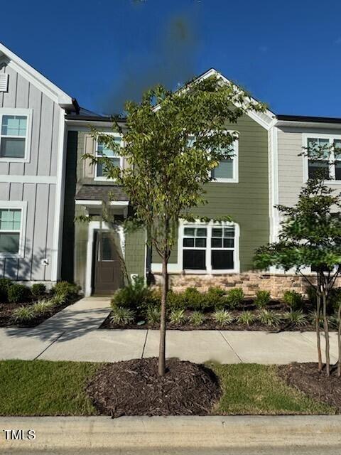 321 Ribbon Rail St, Fuquay Varina, NC 27526