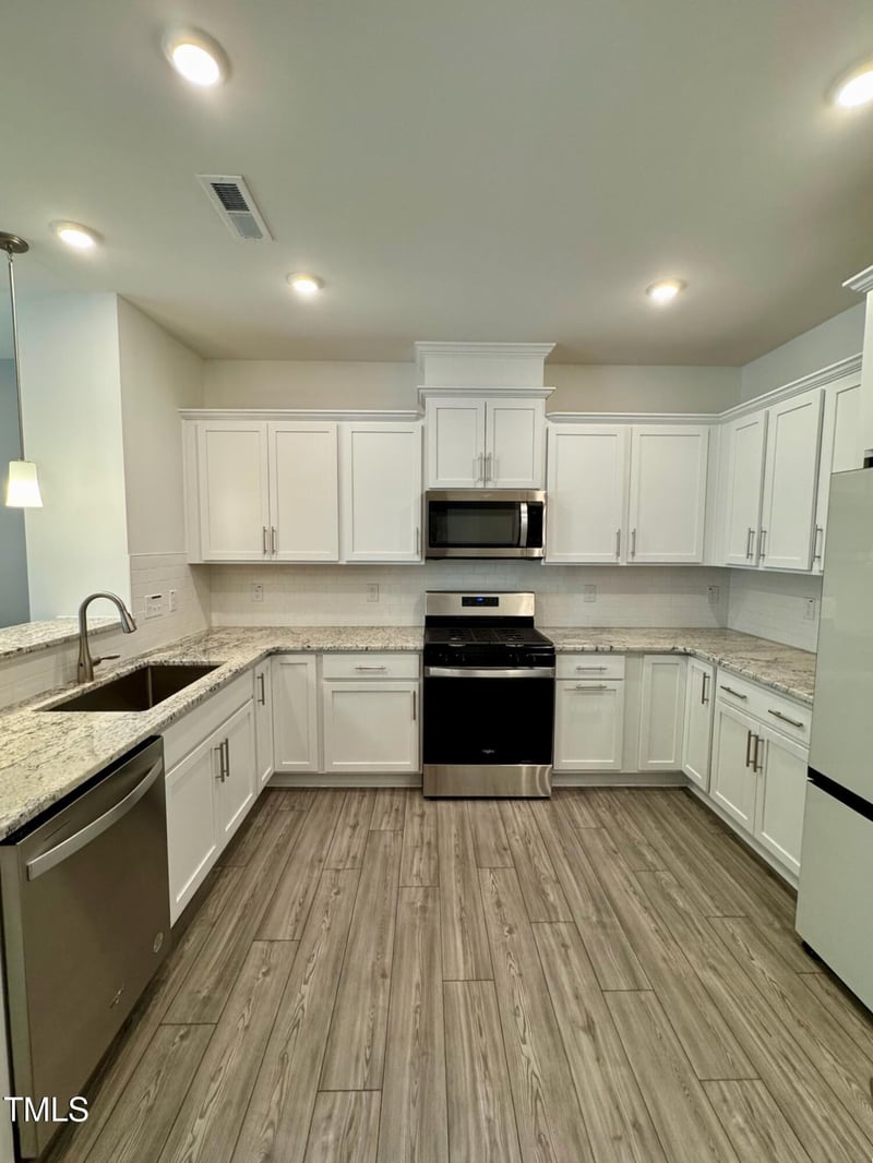 321 Ribbon Rail St, Fuquay Varina, NC 27526