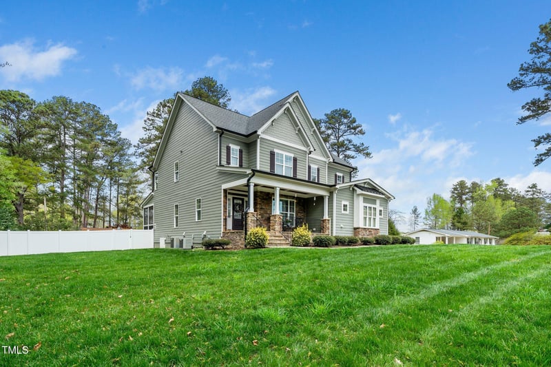 321 Third Ave, Knightdale, NC 27545
