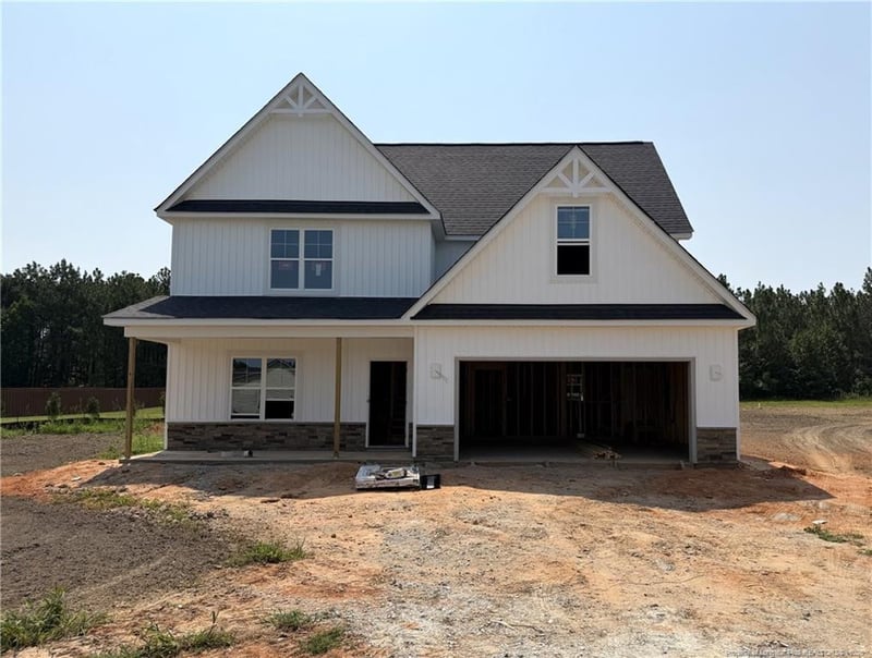 321 Thorntons Creek Dr, Erwin, NC 28339