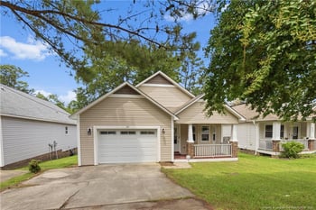 321 Tokay Dr, Fayetteville, NC 28311