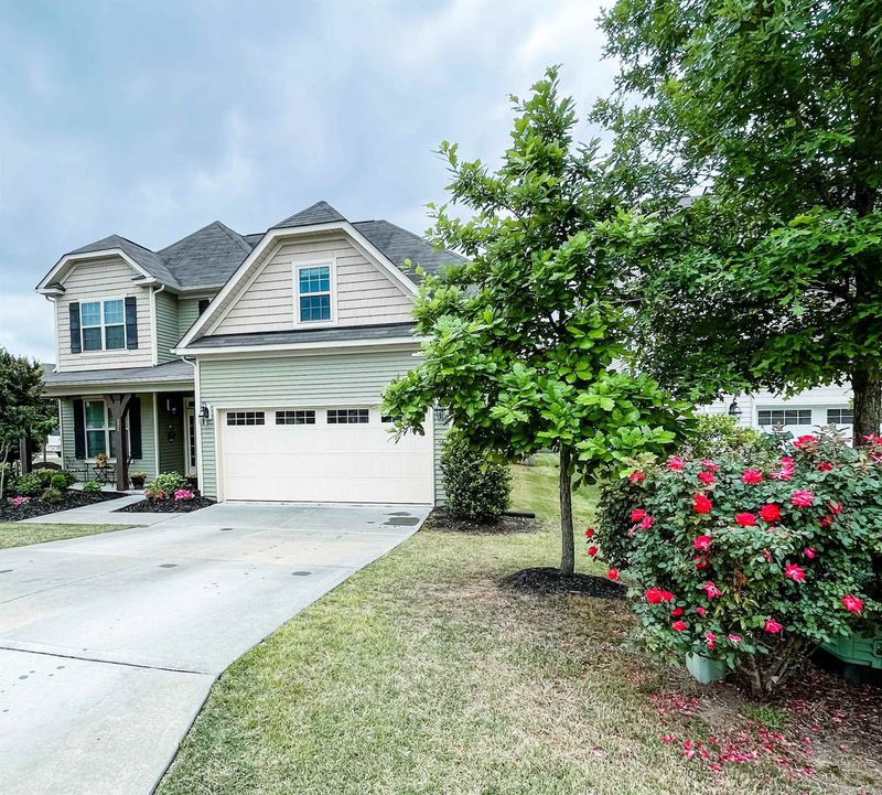 321 Vintage Holly Dr, Durham, NC 27703