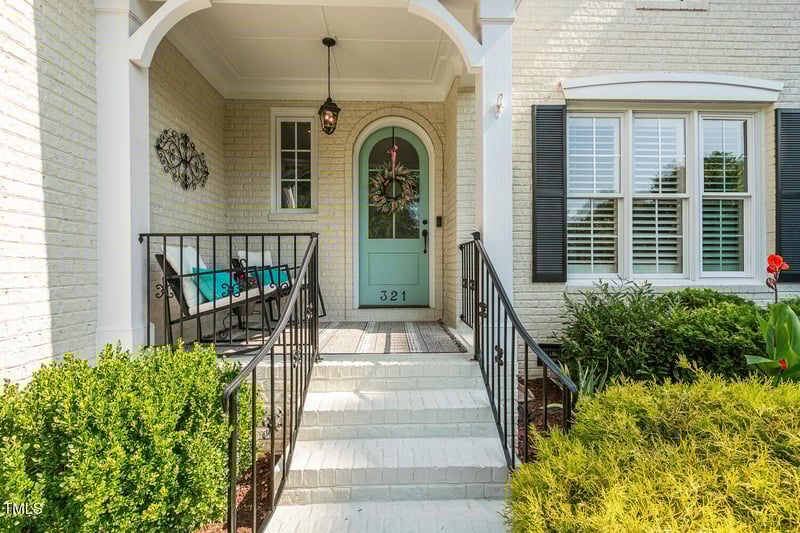321 Wescott Ridge Dr, Holly Springs, NC 27540