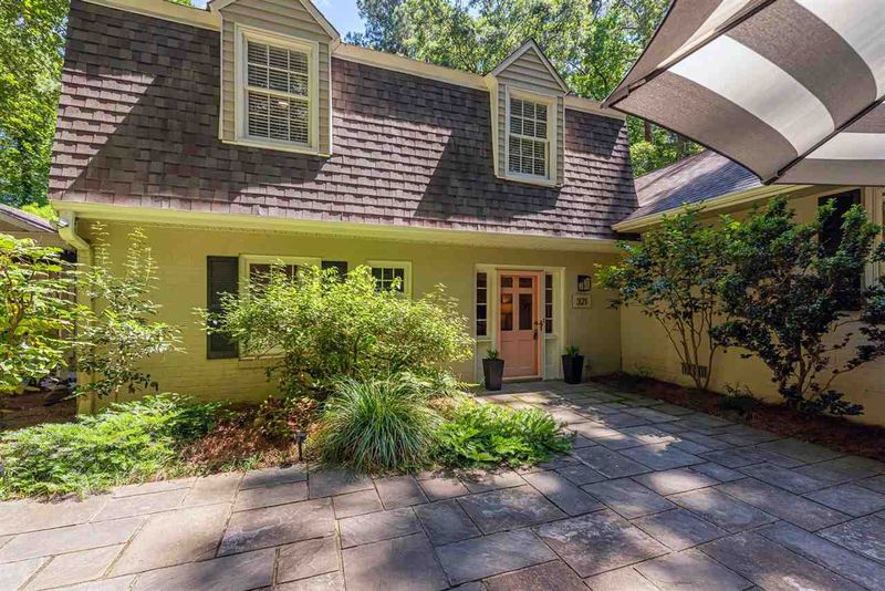 321 Wesley Dr, Chapel Hill, NC 27519