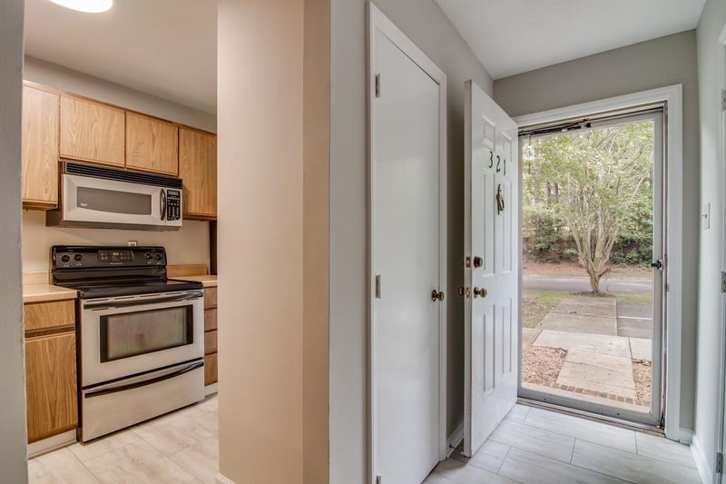 321 Wildberry Ln, Durham, NC 27705