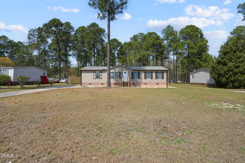 321 Winding Rg, Sanford, NC 27332