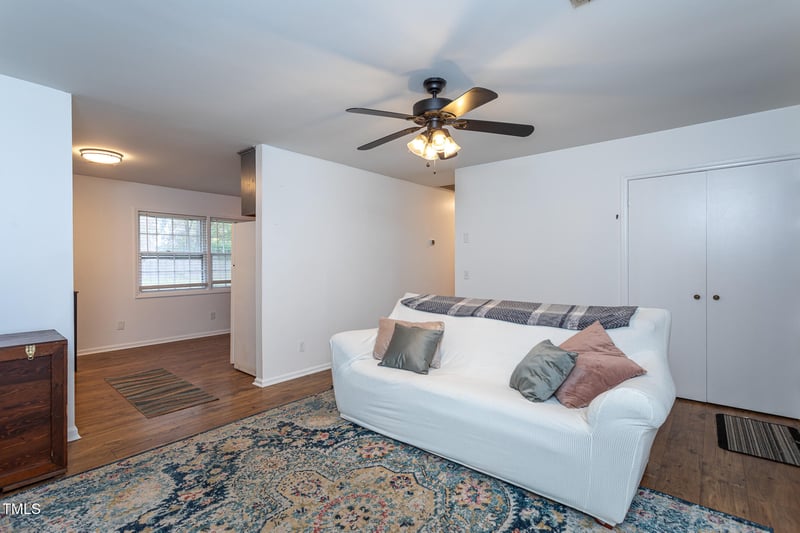 3210 Courtney Ln, Sanford, NC 27330