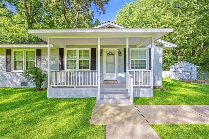 3211 Blossom Rd, Fayetteville, NC 28306