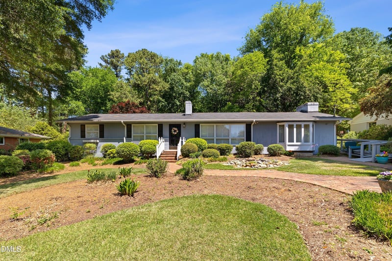 3211 Plantation Rd, Raleigh, NC 27609