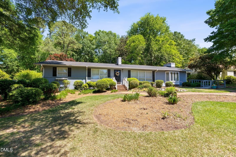 3211 Plantation Rd, Raleigh, NC 27609