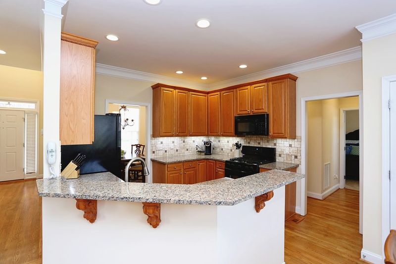 3212 Kirby St, Durham, NC 27713