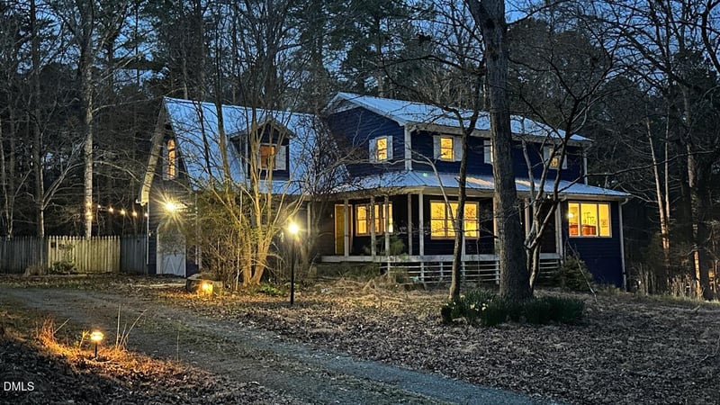 3212 Twin Streams Rd, Chapel Hill, NC 27516
