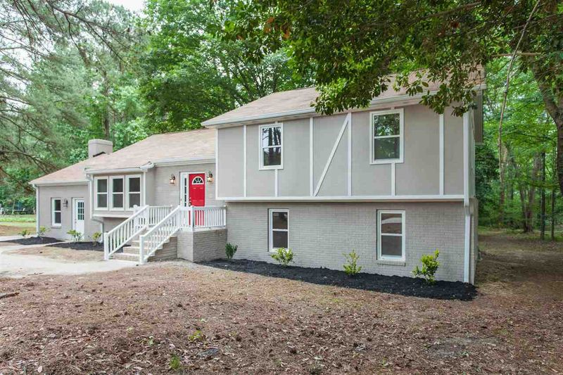 3213 Barwell Rd, Raleigh, NC 27610