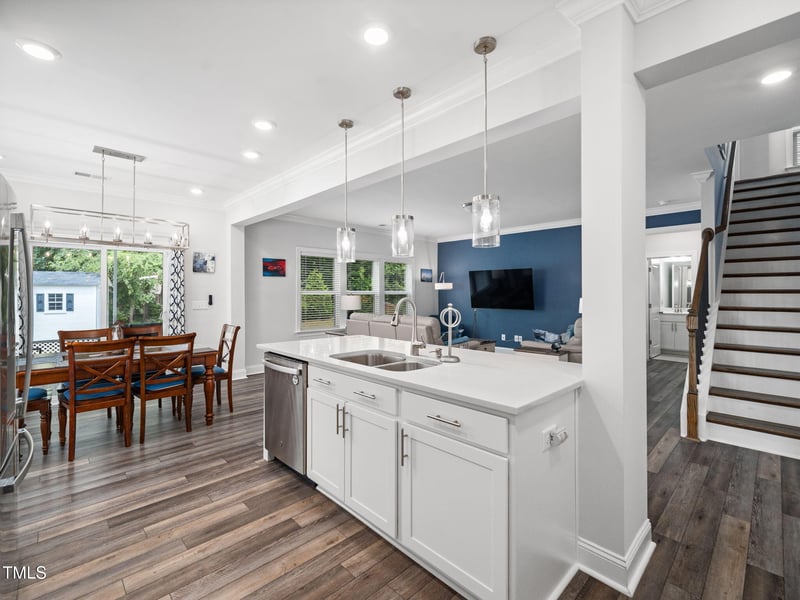 3213 Douglas Fir Rd, Raleigh, NC 27616