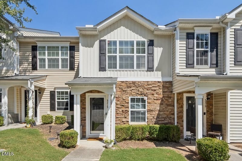 3213 Ivey Wood Ln, Durham, NC 27703