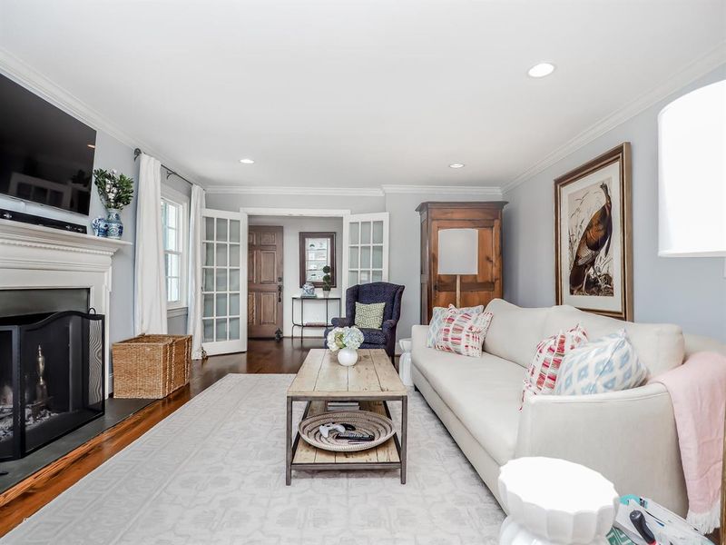 3213 Northampton St, Raleigh, NC 27609