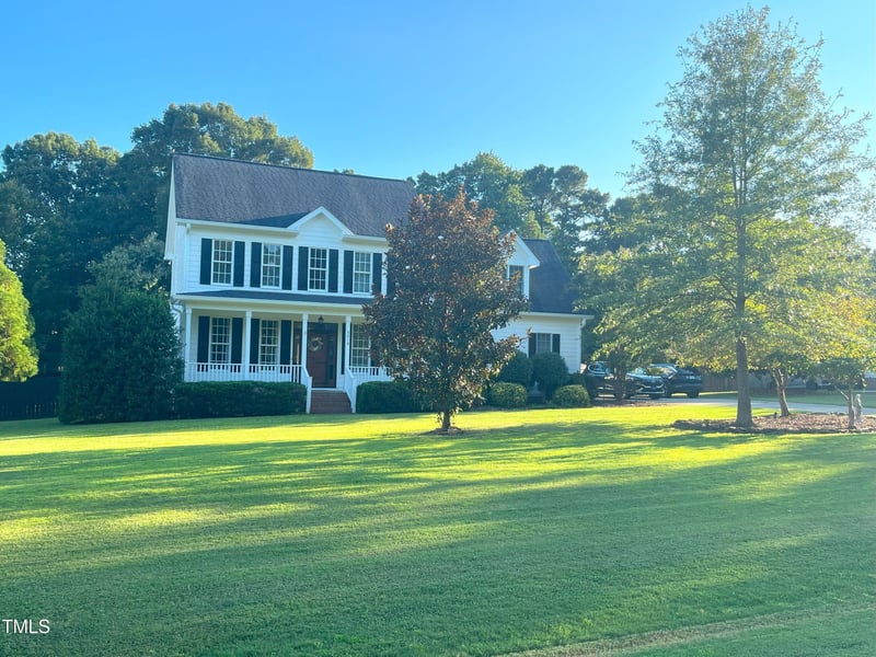 3213 Oaklyn Springs Dr, Raleigh, NC 27606