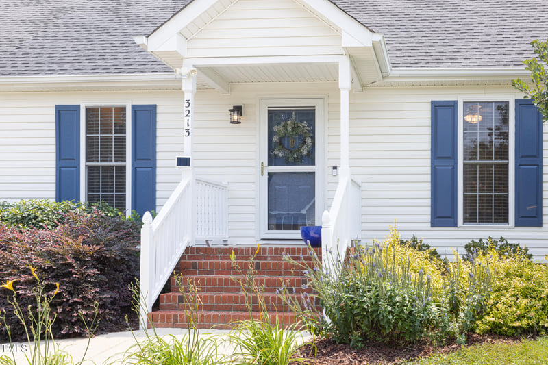 3213 Planet Dr, Raleigh, NC 27604