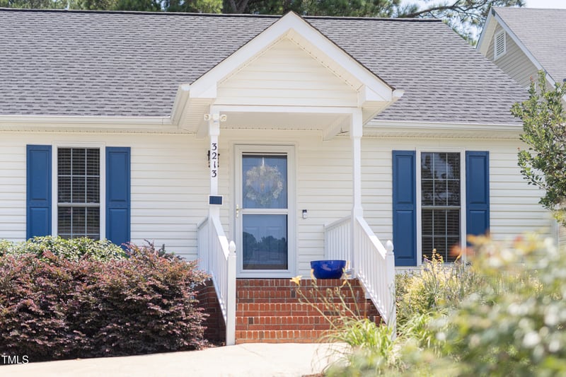 3213 Planet Dr, Raleigh, NC 27604