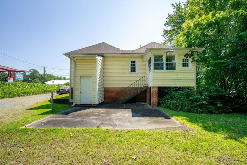 3213 N Roxboro St, Durham, NC 27704