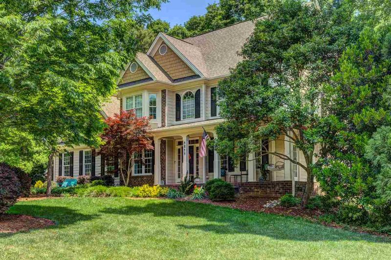 3213 Treetop View Ln, Apex, NC 27539