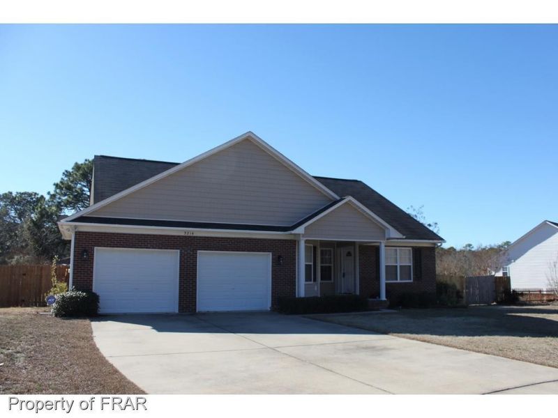 3214 Davidson Dr, Fayetteville, NC 28306