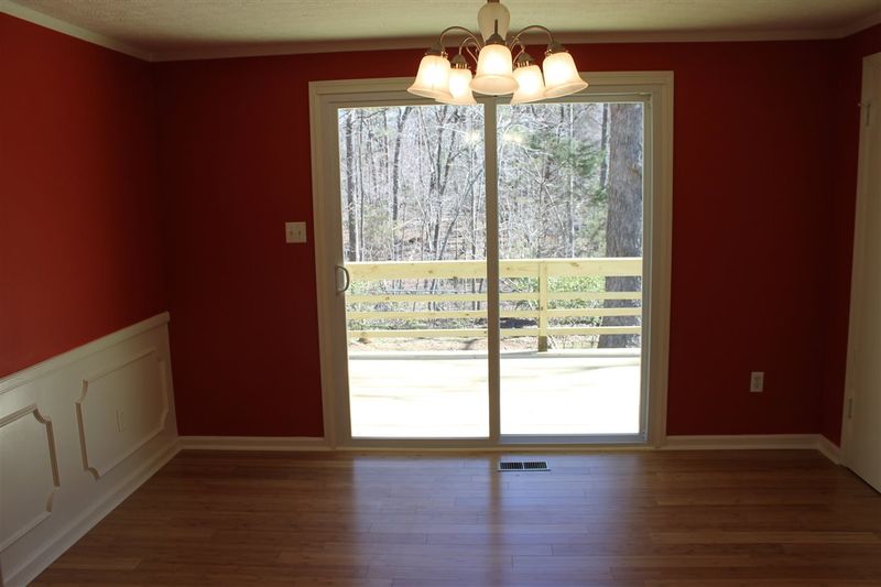 3214 Hawk Ridge Rd, Chapel Hill, NC 27516