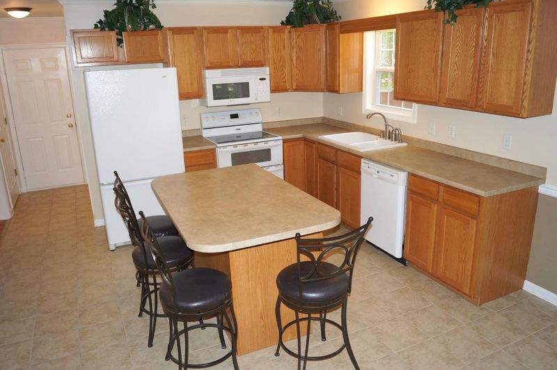 3215 Alex Dr, Hillsborough, NC 27278
