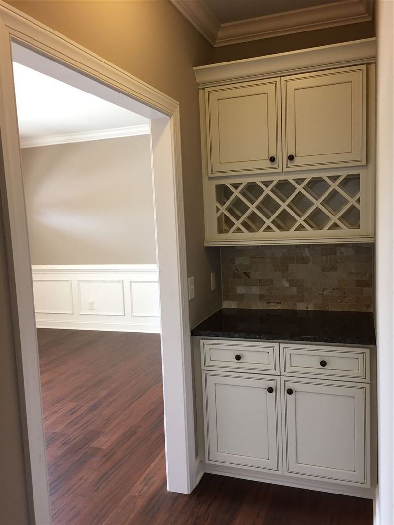 3215 Britmass Dr, Raleigh, NC 27616