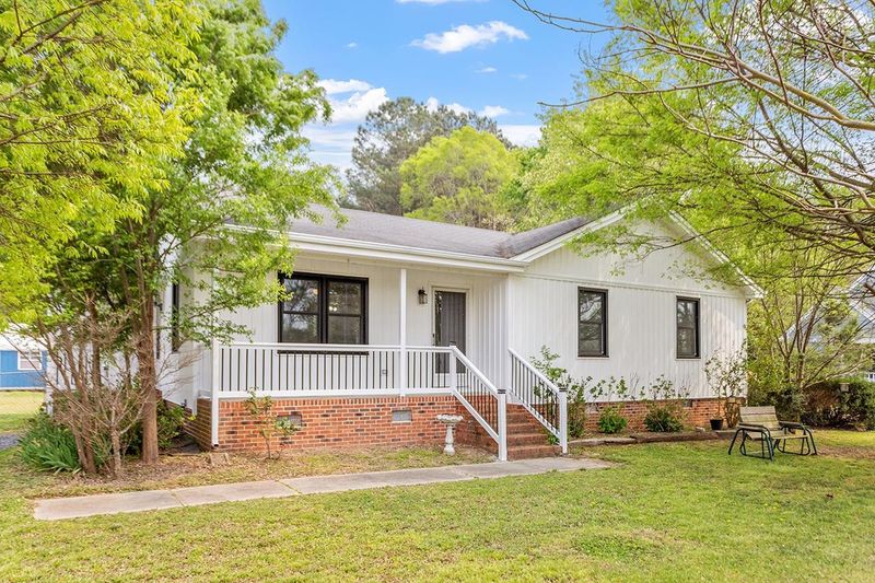 3216 Christian Light Rd, Fuquay Varina, NC 27526