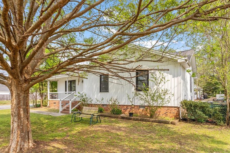 3216 Christian Light Rd, Fuquay Varina, NC 27526
