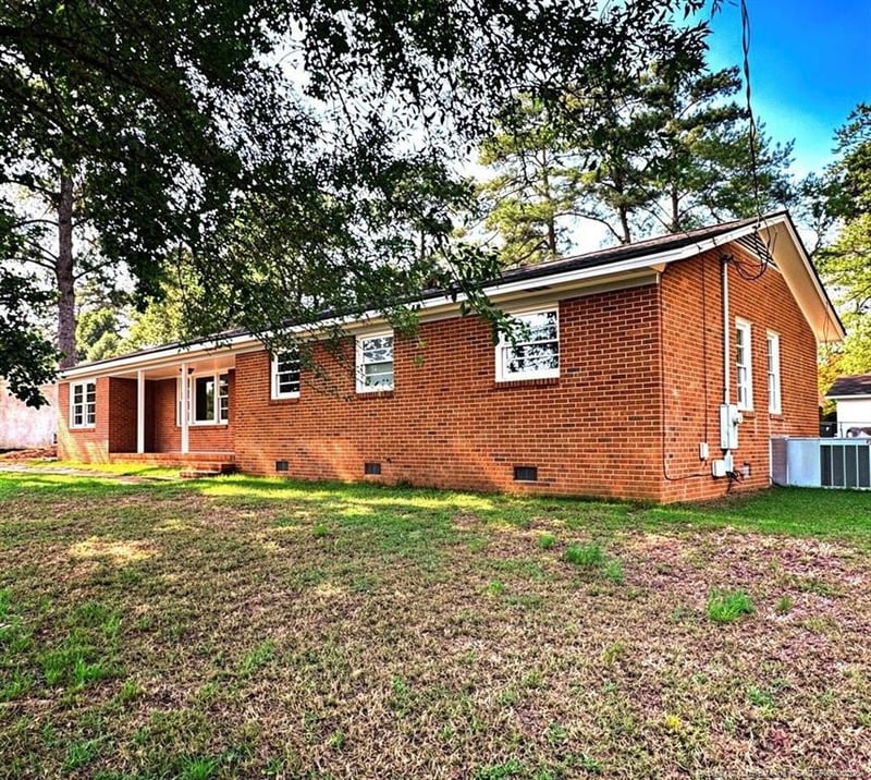3216 Guy Cir, Fayetteville, NC 28303