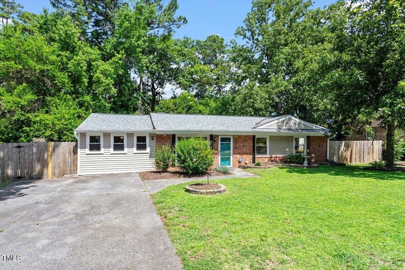 3216 Idlewood Village Dr, Raleigh, NC 27610