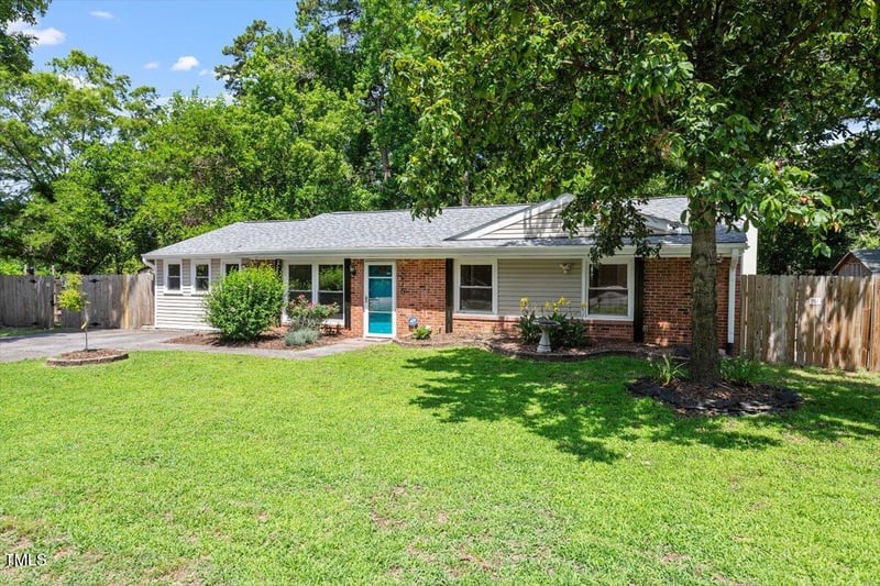 3216 Idlewood Village Dr, Raleigh, NC 27610
