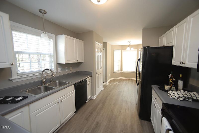 3216 Natural Pines Pl, Zebulon, NC 27597