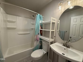 3216 Oak Knob Ct, Hillsborough, NC 27278