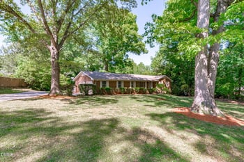 3216 Stoneyford Ct, Raleigh, NC 27603