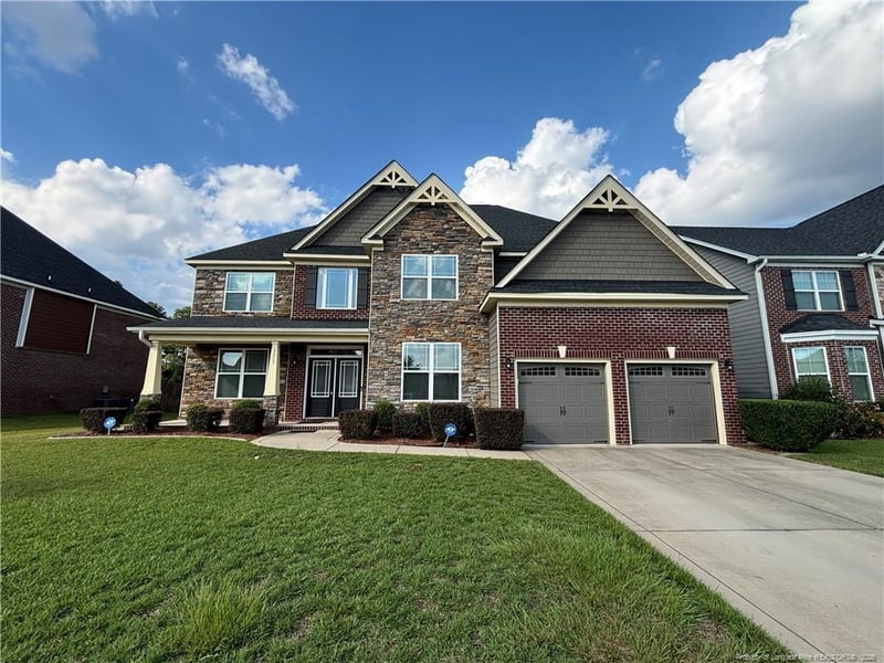 3217 Cragburn Pl, Fayetteville, NC 28306