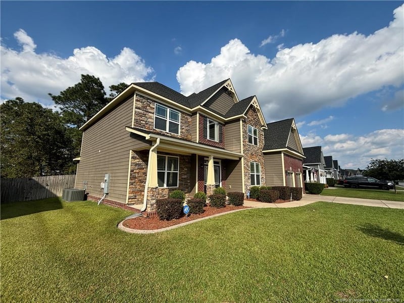 3217 Cragburn Pl, Fayetteville, NC 28306