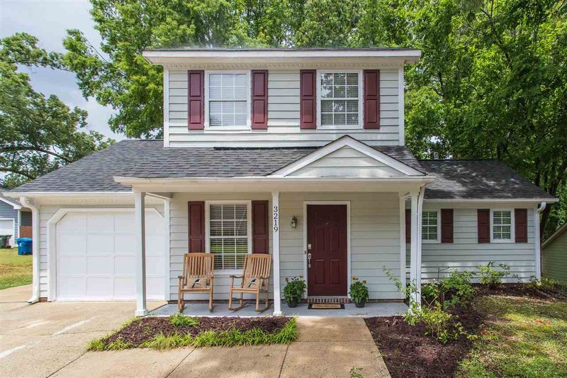 3219 Nantuckett Ave, Durham, NC 27703