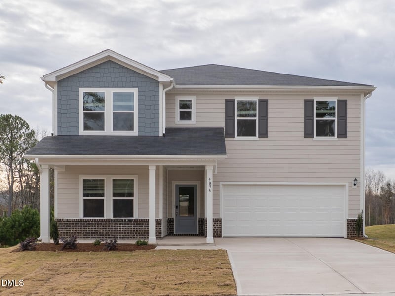 322 Barrow Meadows Dr, Zebulon, NC 27597