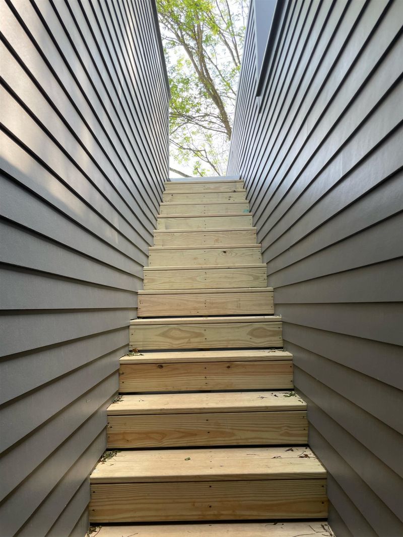 322 Bragg St, Raleigh, NC 27601
