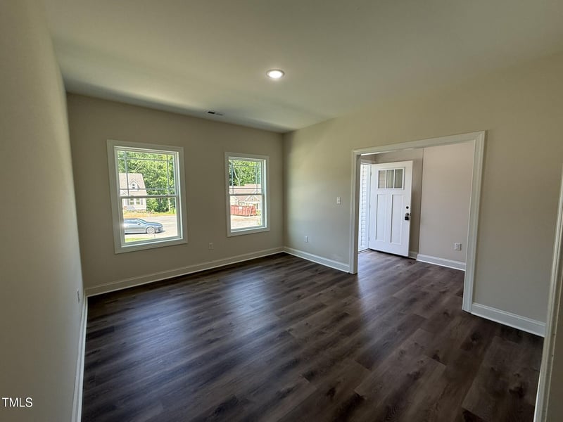 322 Busterfield Ct, Benson, NC 27504