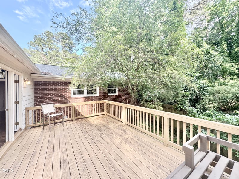 322 Dixon Ave, Cary, NC 27511